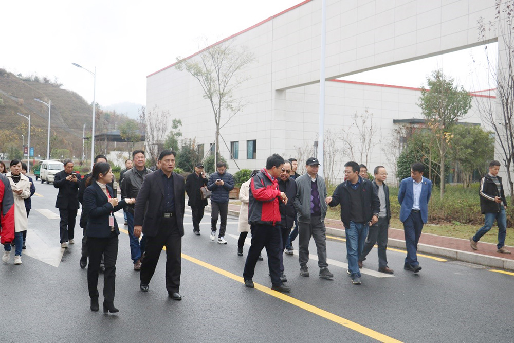 77���� �C ȫ����ȫ����̬�ȵ���������ֱ��ƽ̨