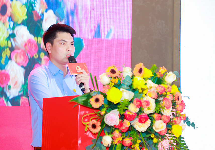 77���� �C ȫ����ȫ����̬�ȵ���������ֱ��ƽ̨