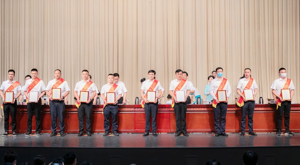 77���� �C ȫ����ȫ����̬�ȵ���������ֱ��ƽ̨