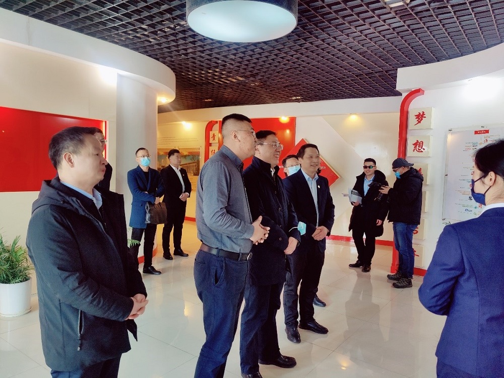 77���� �C ȫ����ȫ����̬�ȵ���������ֱ��ƽ̨