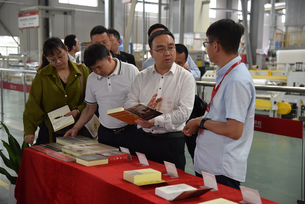 77���� �C ȫ����ȫ����̬�ȵ���������ֱ��ƽ̨