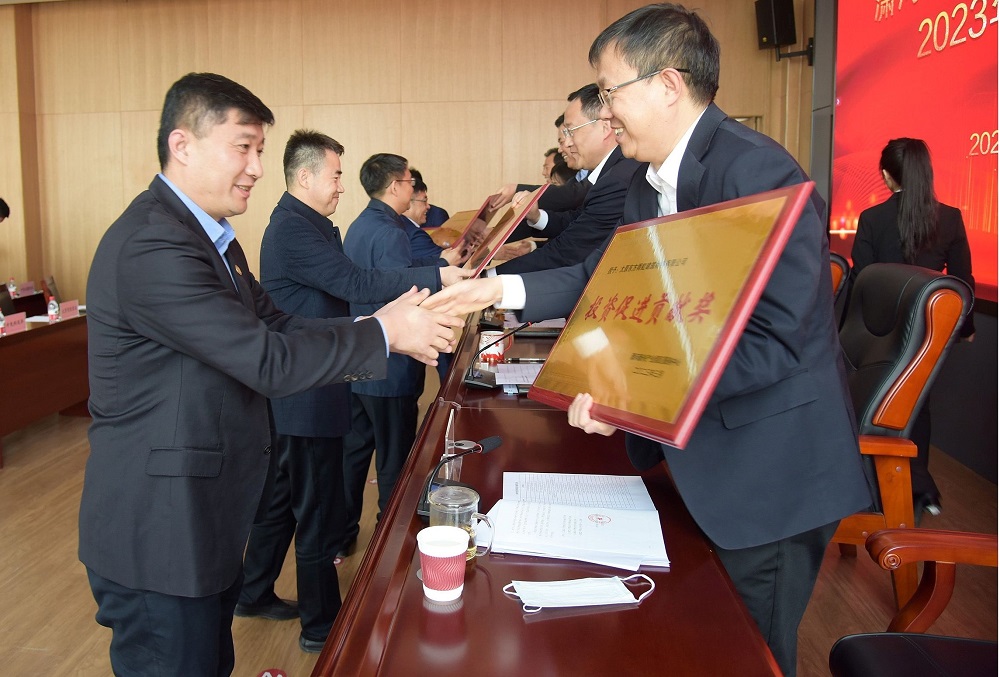 77���� �C ȫ����ȫ����̬�ȵ���������ֱ��ƽ̨