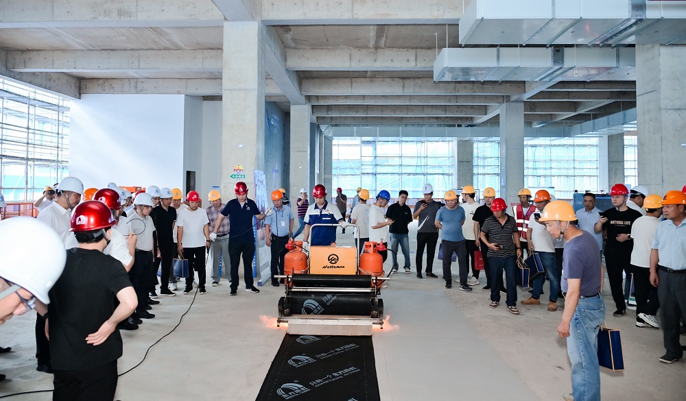 77���� �C ȫ����ȫ����̬�ȵ���������ֱ��ƽ̨