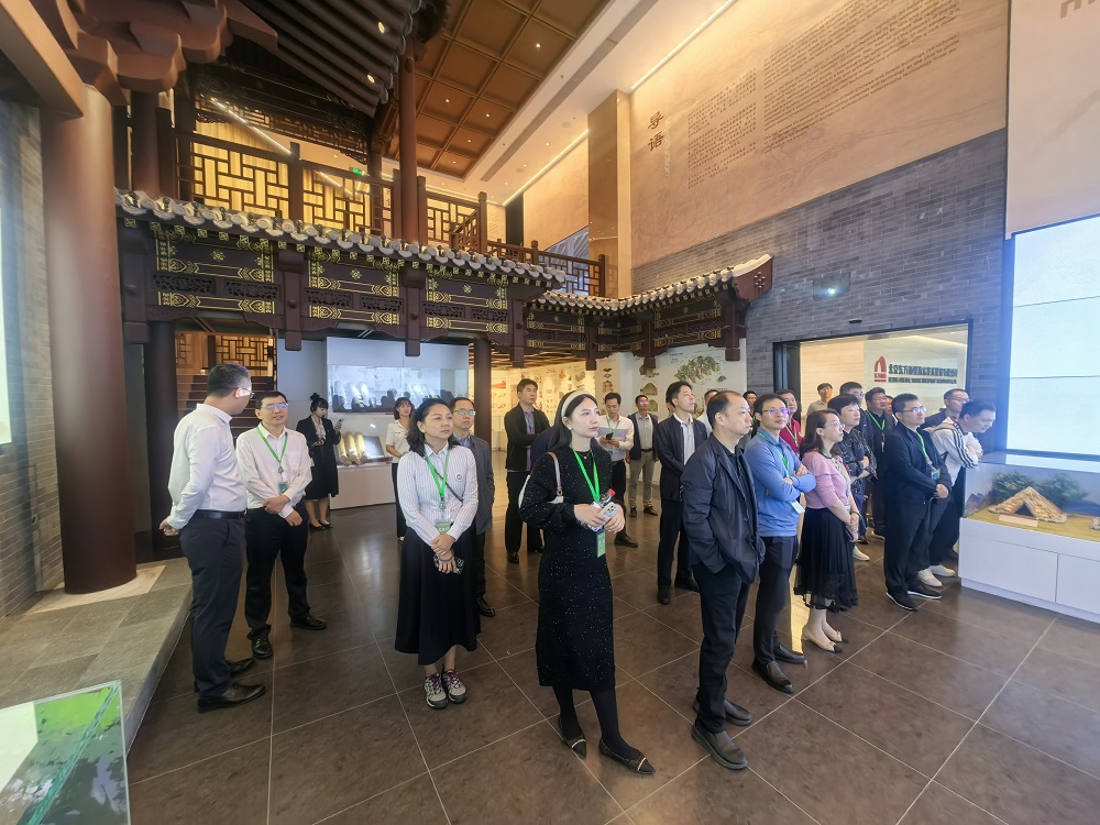 77���� �C ȫ����ȫ����̬�ȵ���������ֱ��ƽ̨